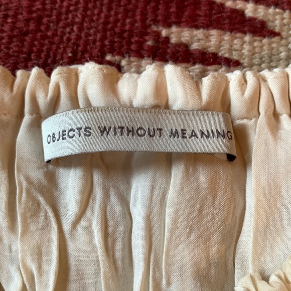 Objects Without Meaning, Size Medium, Pleated Top - Picture 2 of 5